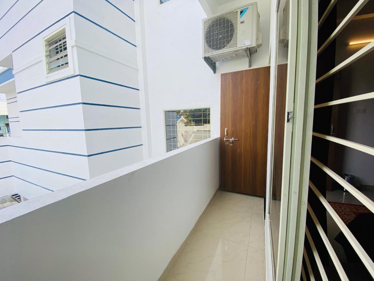 Bed and Breakfast The Autumn Leaves Bhopal Exterior foto